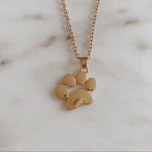 2/$20!💫 gold dog paw necklace🐶🐶